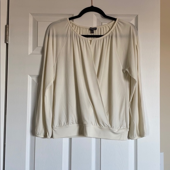 Cream colored blouse - Picture 1 of 2